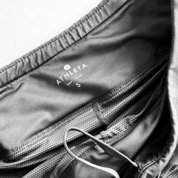 ATHLETA Women's Athletic Skort EUC Size Small - Picture 3 of 5